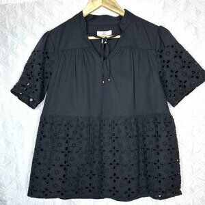 Boho Dark Cottage natural fabric Halston lined eyelet short sleeved top, M